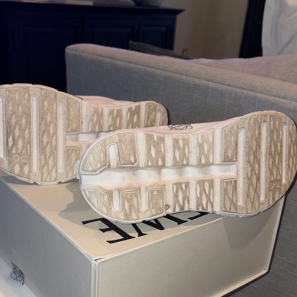 Loewe x On Off-White/white Sculpted-Sole Knit Sneaker - Picture 7 of 7